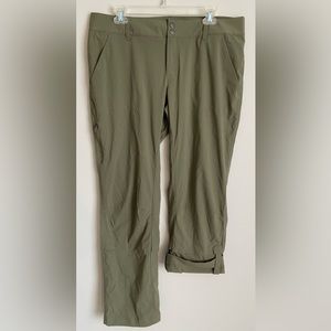 Columbia Saturday Trail Roll up Pants size 14